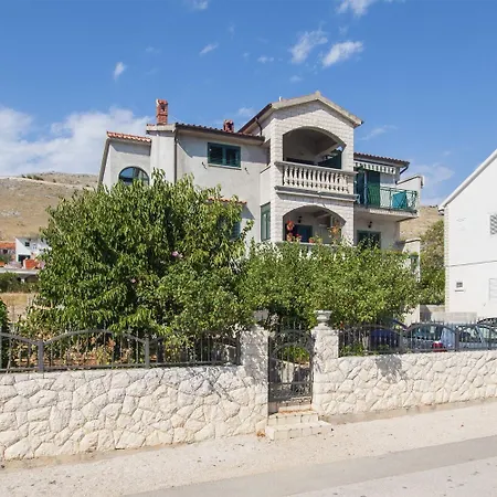 Per - Comfortable Family Grebaštica